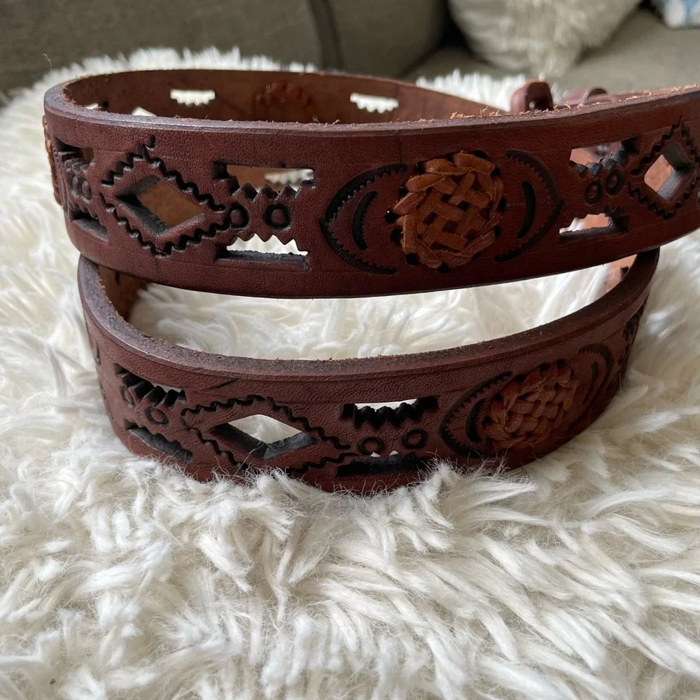 Randy Nichols Handmade Brown Tooled Western Rodeo Leather belt with woven accent